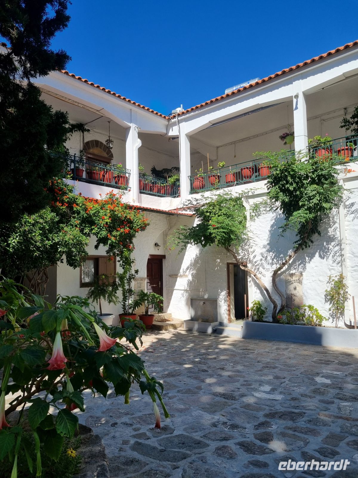 Insel Aegina - Heiliges Kloster der Jungfrau Maria Chrysoleontissa 