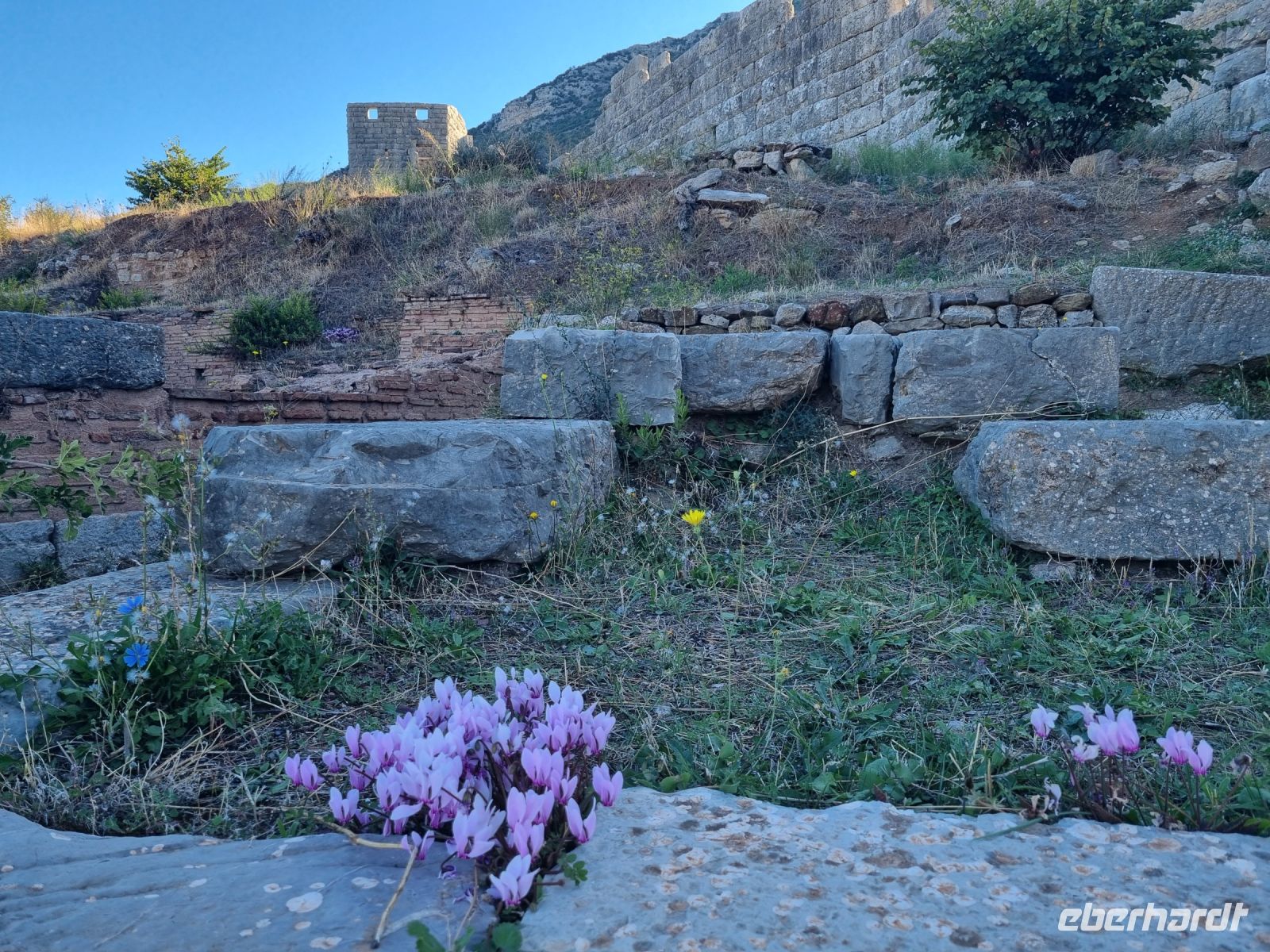 Messene - Gräber und Befestigungsanlage