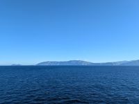 Das albanische Festland in der Ferne