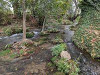 Fluss am Heiligen Baptisterium der St. Lydia