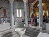 Heiliges Baptisterium der St. Lydia - Taufbecken