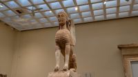 Archäologisches Museum Delphi - Sphinx von Naxos