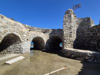 Paros: alte Seeräuberstadt Naoussa, Burg-Ruine