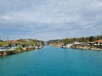 Schifffahrt durch den Kanal von Korinth 