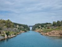 Schifffahrt durch den Kanal von Korinth