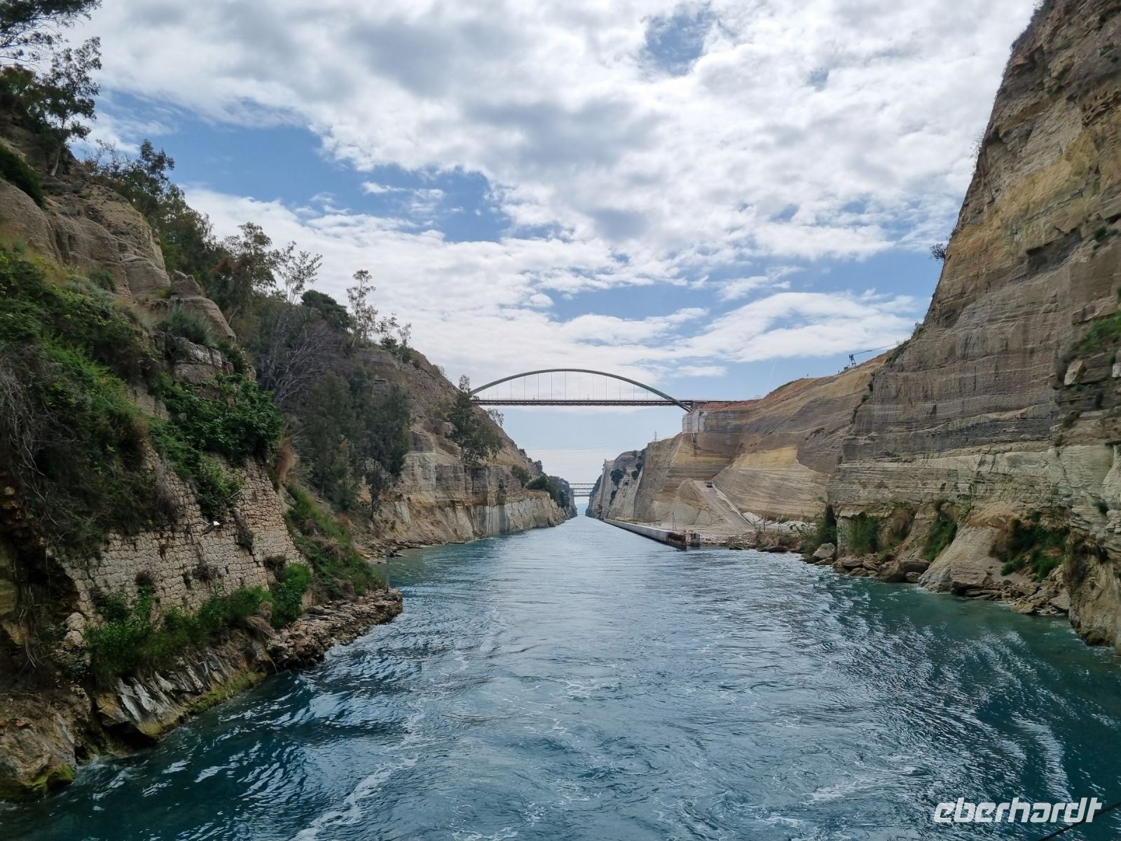 Schifffahrt durch den Kanal von Korinth 