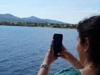 Blick auf die Insel Ägina von der Fähre 