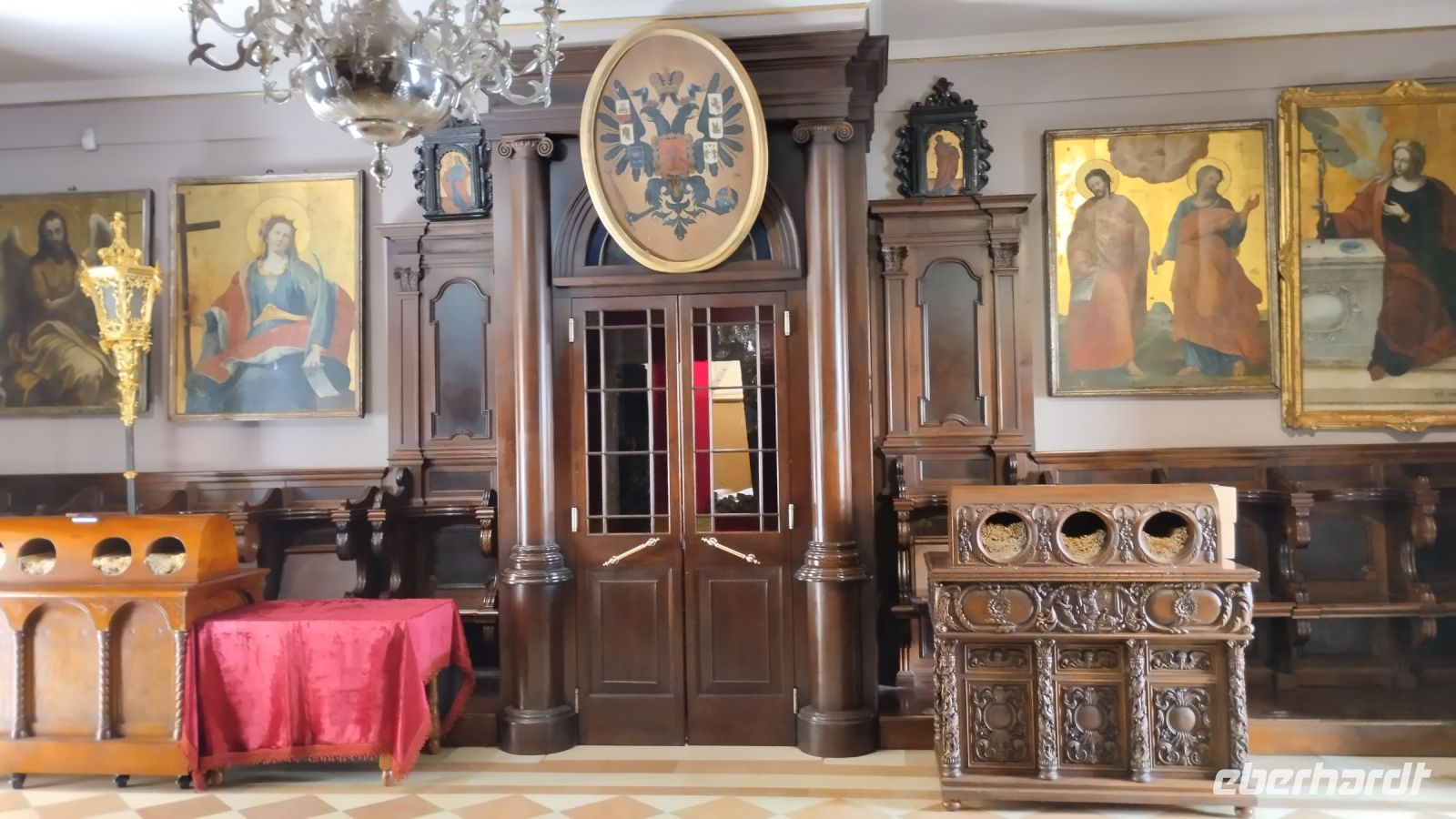 im Inneren der Spiridon-Kathedrale