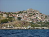 Blick auf Molivos vom Wasser