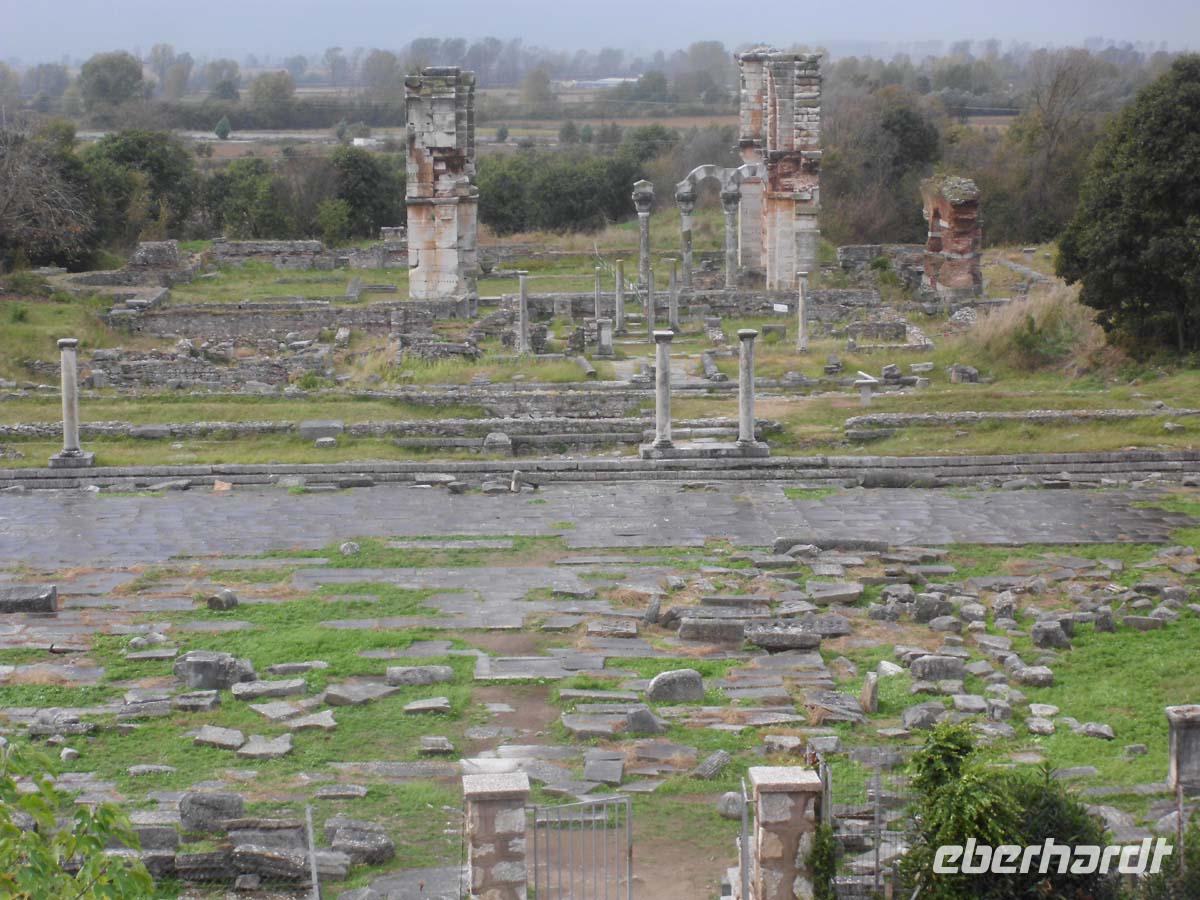 Blick zur Basilika B in Philippi
