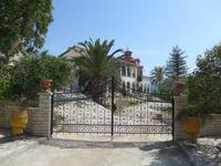 Korfu, Agios Athanasiou, Frauenkloster