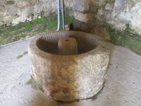 Antike Ölmühle in Ossios Loukas