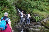 Bachüberquerung am Loch Lomond