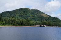 Von Inveraray zum Park der Burg hinüber