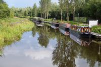 Ehem. Kohlenboote, jetzt ausgebaut für den touristischen Kanalverkehr