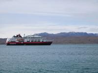 MS FRAM im Qassiarsuk-Fjord
