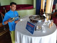 Sektempfang und Treffen mit dem Kapitän am 2. Tag (4)