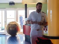 Sektempfang und Treffen mit dem Kapitän am 2. Tag (8)