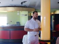 Sektempfang und Treffen mit dem Kapitän am 2. Tag (1)