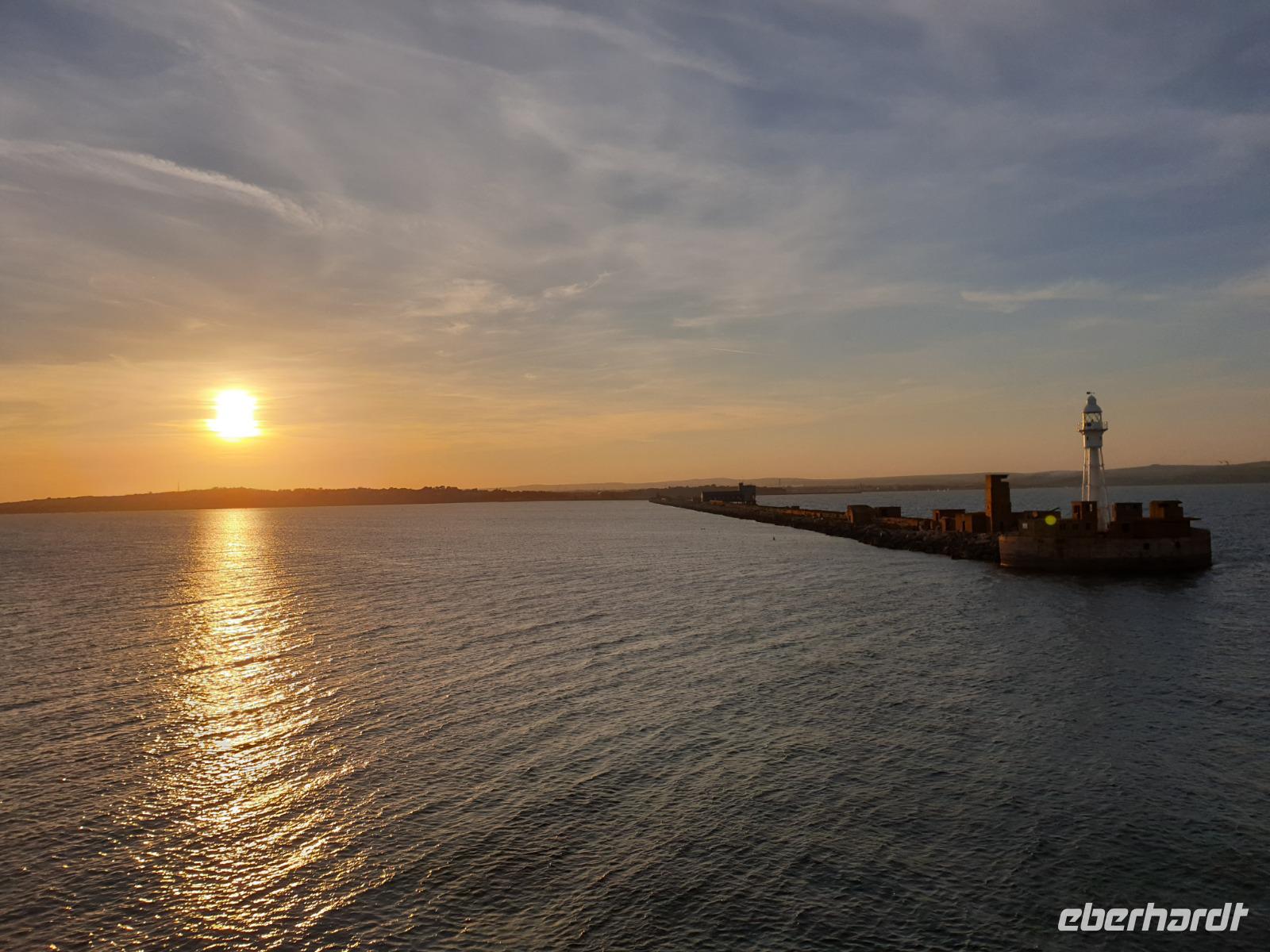 Sonntenuntergang am Bord (1)