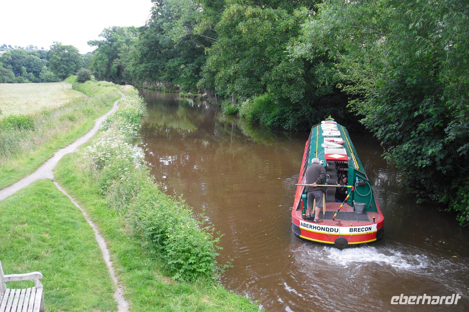 Bootsfahrt auf den Monmouth and Brecon Canal