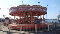 Karussell im hafen von Cardiff