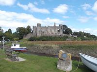 Laugharne Castle und Hafen