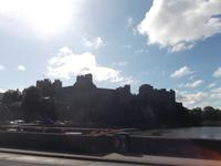 Pembroke Castle vom Fluss aus