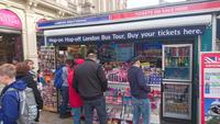 Überall gibt es Stände an den Londoner Plätzen