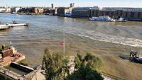 029 London, Blick vom Tower Hotel auf die Themse