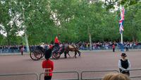 074 Oueen Elisabeth II. - Trooping the Colour (zum 93 Geb.)