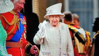 090 Oueen Elisabeth II. - Trooping the Colour (zum 93 Geb.) BBC 2