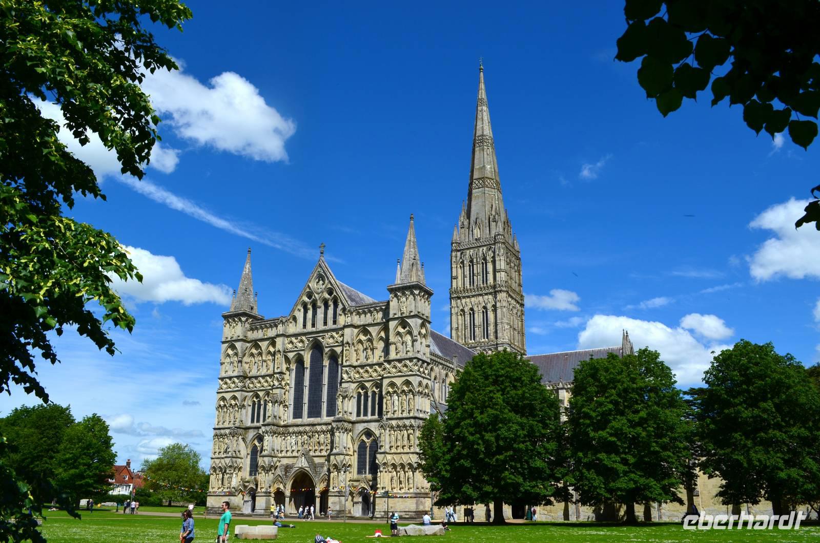 099 Salisbury Cathedral, Prisma