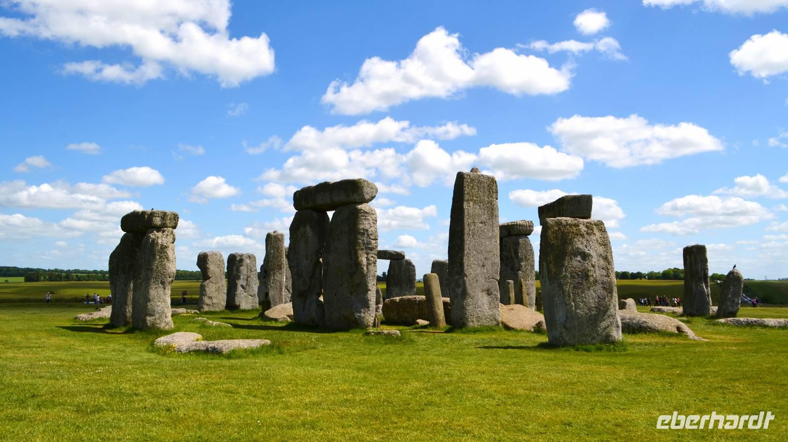 100 Stonehenge