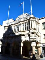 126 Exeter, altes Rathaus in der Highstreet