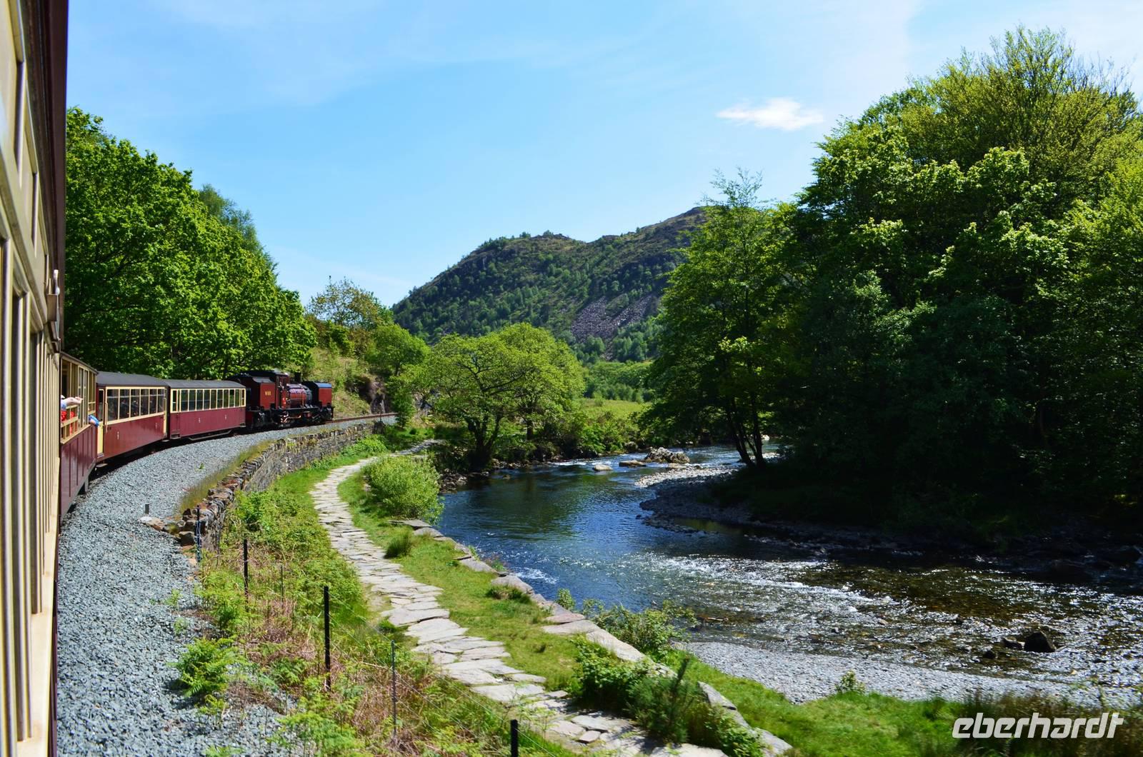 338 Nordwales, Fahrt mit der Welsh Highland Railway nach Porthmadoc