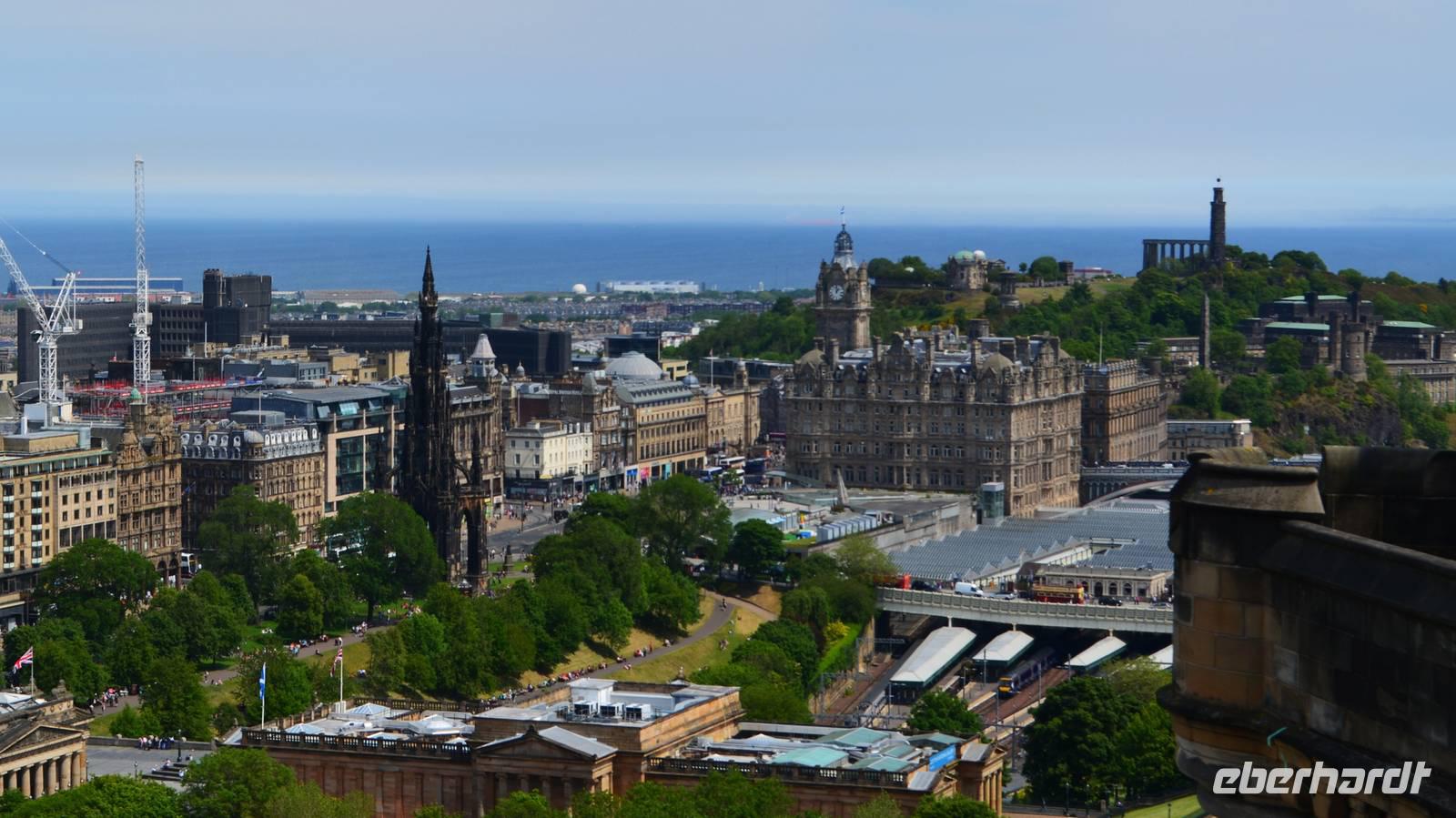 405 Edinburgh, Blick vom Castle zum Calton Hill