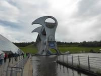 Falkirk Wheel - rotierende Schiffshebewerk