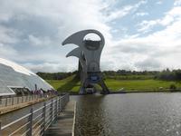 Falkirk Wheel - rotierende Schiffshebewerk