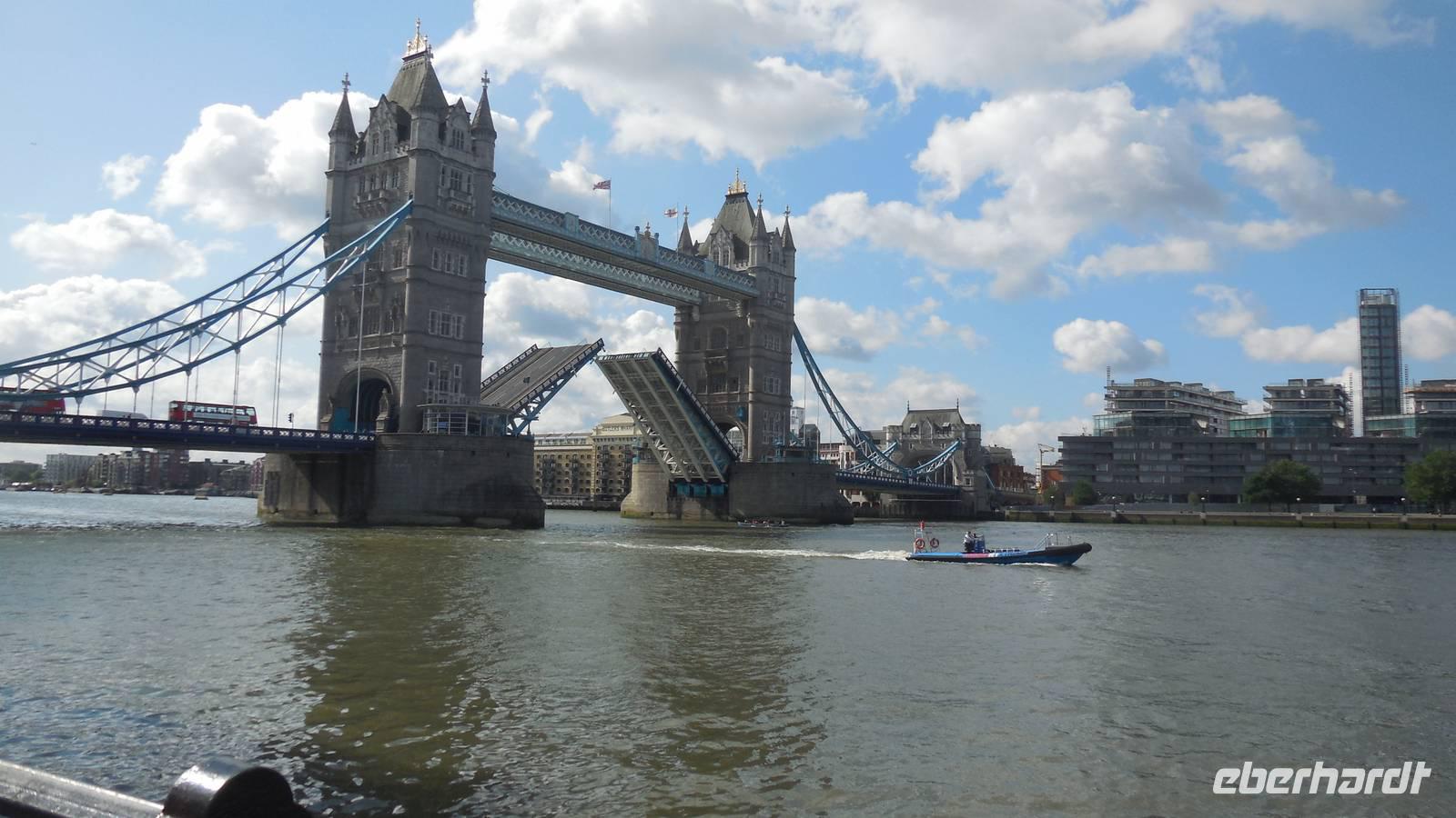 Noch heute wird die Brücke regelmäßig geöffnet.