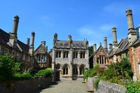 208 Wells, Vickars Close