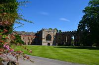 214 Wells, alter Bischofspalast