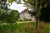 394 Winchester, Bischofspalast