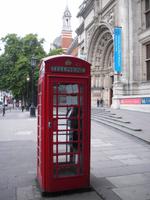 Vor dem Victoria & Albert Museum in London