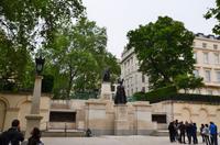 045 London, Denkmal König Georg VI und seine Frau Elisabeth auf der Mall