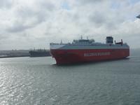 Ausfahrende Schiffe vom Hafen von Southhampton