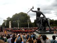  Wachablösung vor dem Buckinghampalast