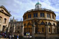 043 Oxford, Universität