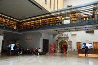 044 Oxford, Bilbliothek