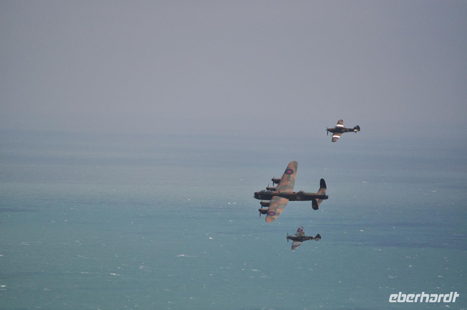 Wir werden kostenlose Zuschauer einer Flug-Show - die seit 1993 stattfindende Airbourne in Eastbourne